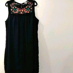 Avenue Navy knee length Embroidered Dress